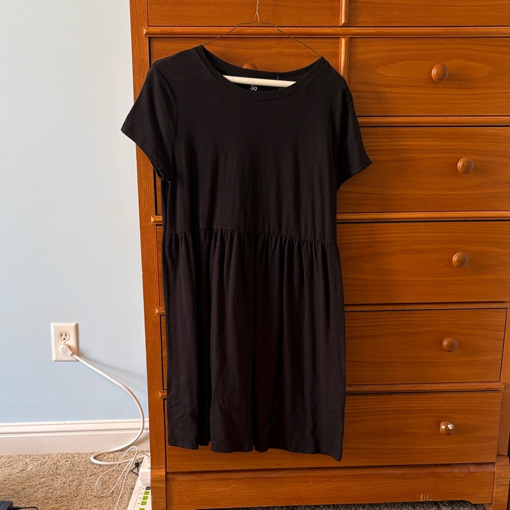 SO Classic Black Short Sleeve Dress